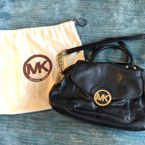 Black Michael Kors shoulder bag